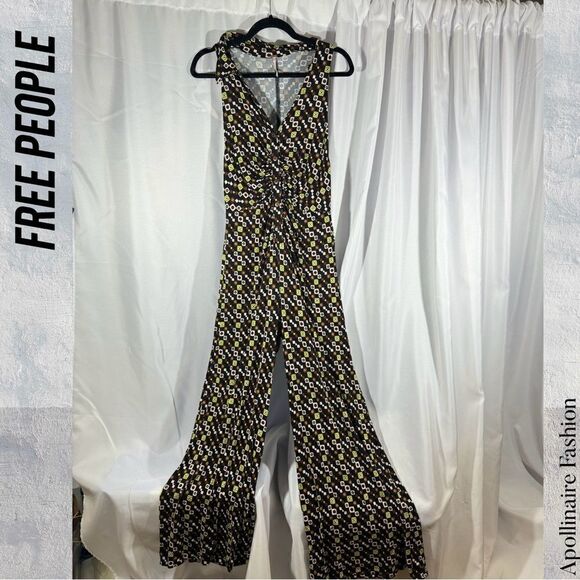 FREE PEOPLE SHAYLA HALTER JUMPSUIT IN BLACK COMBO SMALL NWT - Picture 8 of 9